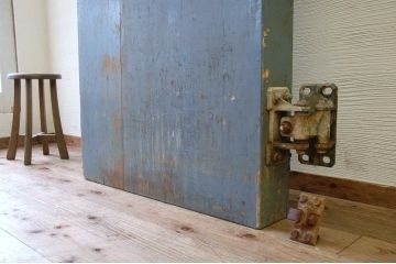 アンティーク雑貨　珍品!古い冷蔵室ドア2