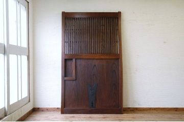 極上美品!古い欅材の重厚な格子蔵戸(玄関戸)