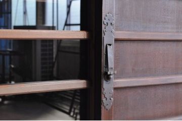 アンティーク家具　12尺　超特大幅3.6m　2間物の収納箪笥