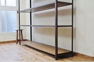 アンティーク家具　◆重厚なアイアン飾り棚(大)