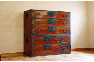アンティーク家具　とても希少な五丁引き佐渡衣装箪笥