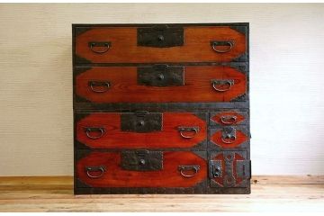 アンティーク家具　鳳凰の金具!上品な佐渡小木箪笥