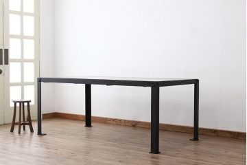 アンティーク家具　アンティーク　重厚な古材天板(ケヤキ)のアイアンフレーム作業台(ダイニングテーブル)