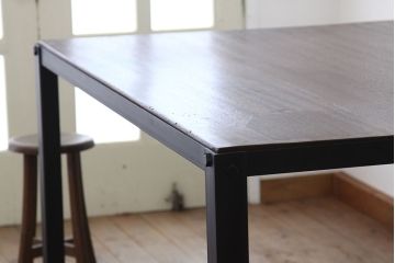 アンティーク家具　アンティーク　欅古材天板のアイアンフレームダイニングテーブル