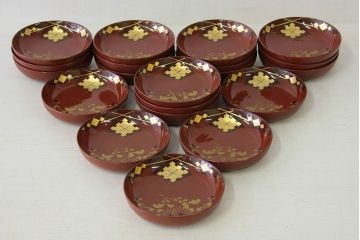 アンティーク雑貨　アンティーク　大正時代!大内塗古い蒔絵の木製小皿20枚(漆器、銘々皿)