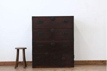アンティーク家具　☆古民具・骨董 前面欅!古い欅材のシックな二段重ね時代箪笥