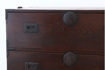 アンティーク家具　☆古民具・骨董 前面欅!古い欅材のシックな二段重ね時代箪笥