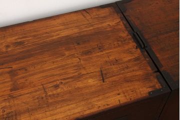 アンティーク家具　☆古民具・骨董 前面欅!古い欅材のシックな二段重ね時代箪笥