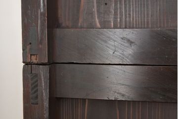 アンティーク家具　古民具・骨董　使い込まれた京都産のぼり引き出し付き一間水屋箪笥(茶箪笥・食器棚)