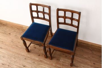 アンティーク家具　イギリスアンティーク　シンプルなデザインのダイニングチェア2脚セット