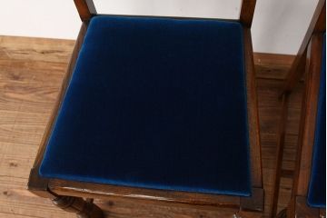 アンティーク家具　イギリスアンティーク　シンプルなデザインのダイニングチェア2脚セット