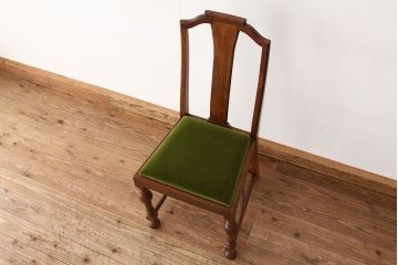 アンティーク家具　イギリスアンティーク　マホガニー　上品なチェア1脚