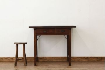 アンティーク家具　アンティーク　古い木のシンプルな平机(テーブル)