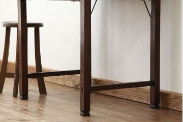 アンティーク家具　アンティーク　古い木のシンプルな平机(テーブル)