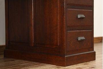 アンティーク家具　アンティーク　高級品!古いナラ材の上質な両袖机