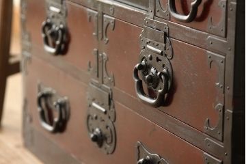 アンティーク家具　古民具・骨董　古い欅材の木目の素晴らしい松本帳場箪笥?