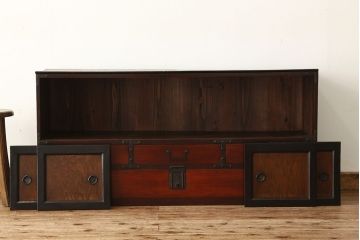 アンティーク家具　古民具・骨董　木目の素晴らしいローボード(ローチェスト・時代箪笥・刀箪笥)