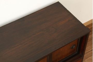 アンティーク家具　古民具・骨董　木目の素晴らしいローボード(ローチェスト・時代箪笥・刀箪笥)