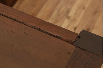 アンティーク　美品!古い木の大きな二段重ね収納棚(飾り棚・ガラスケース)