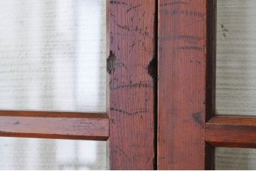 古いお屋敷の上質なガラス引き戸2枚