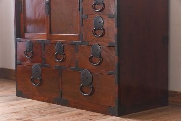 アンティーク家具　前面欅材　和製アンティーク　極上品!味のある上手帳場箪笥