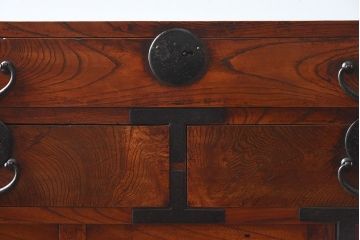 アンティーク家具　前面欅材　和製アンティーク　極上品!味のある上手帳場箪笥