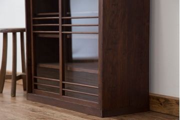 アンティーク家具　アンティーク　古い木のシンプルな下駄箱(収納棚)