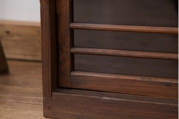 アンティーク家具　アンティーク　古い木のシンプルな下駄箱(収納棚)