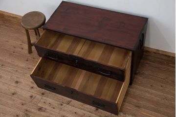 アンティーク家具　古民具・骨董　使い込まれた時代箪笥ローボード(ローチェスト)