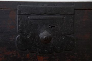 アンティーク家具　古民具・骨董　使い込まれた時代箪笥ローボード(ローチェスト)