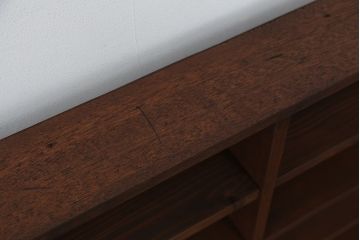アンティーク家具　アンティーク　古い学校の薄型飾り棚(4)(陳列棚)