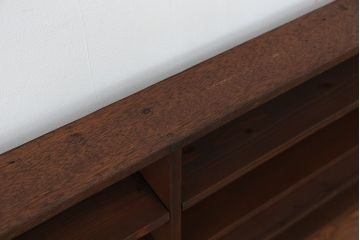 アンティーク家具　アンティーク　古い学校の薄型飾り棚(6)(陳列棚)
