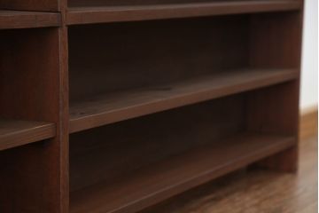 アンティーク家具　アンティーク　古い学校の薄型飾り棚(8)(陳列棚)