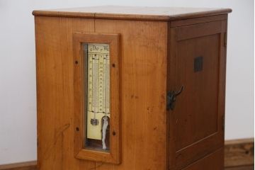 アンティーク家具　アンティーク　恒湿槽(収納棚)