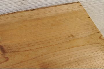 アンティーク家具　古い木味の小さな書類棚