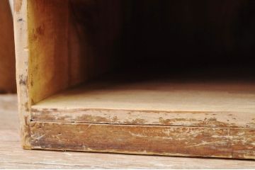アンティーク家具　古い木味の小さな書類棚