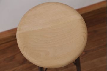 アンティーク家具　オリジナル　アイアンハイスツール 1脚(丸椅子)インダストリアル工業系(2)
