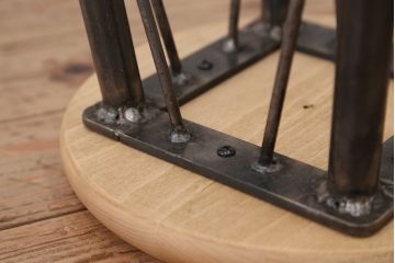アンティーク家具　オリジナル　アイアンハイスツール 1脚(丸椅子)インダストリアル工業系(2)