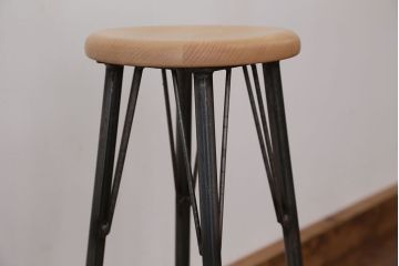 アンティーク家具　オリジナル　アイアンハイスツール 1脚(丸椅子)インダストリアル工業系(3)