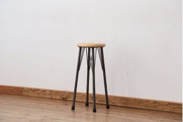 アンティーク家具　オリジナル　アイアンハイスツール 1脚(丸椅子)インダストリアアル工業系(4)