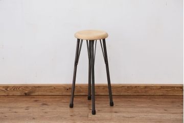 アンティーク家具　オリジナル　アイアンハイスツール 1脚(丸椅子)インダストリアアル工業系(4)