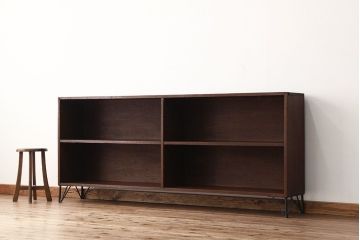 アンティーク家具　アンティーク　古い学校の鉄脚飾り棚(陳列棚・本棚)