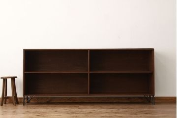 アンティーク家具　アンティーク　古い学校の鉄脚飾り棚(陳列棚・本棚)