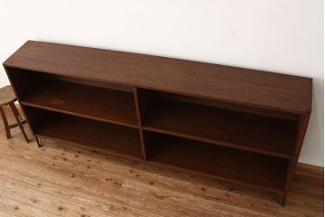 アンティーク家具　アンティーク　古い学校の鉄脚飾り棚(陳列棚・本棚)