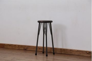 アンティーク家具　オリジナル　アイアンハイスツール 1脚(丸椅子)インダストリアアル工業系(11)