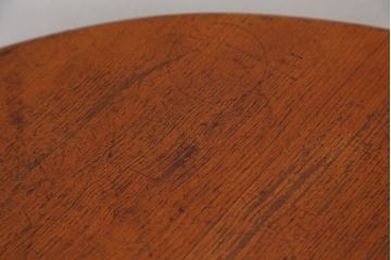アンティーク家具　アンティーク　古い木の丸ちゃぶ台(脚固定)