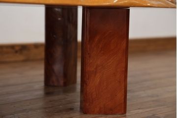 古民具・骨董　中古・重厚な欅材の切り株座卓(テーブル)