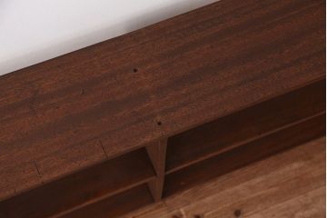 アンティーク家具　アンティーク　古い学校の両面オープンラック?(本棚・飾り棚)