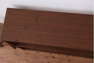 アンティーク家具　アンティーク　古い学校の両面オープンラック(2)(本棚・飾り棚)