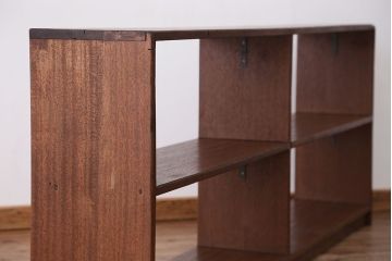 アンティーク家具　アンティーク　古い学校の両面オープンラック(2)(本棚・飾り棚)